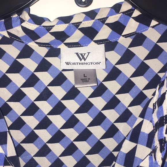 Geometric Button-Up - Picture 3 of 4